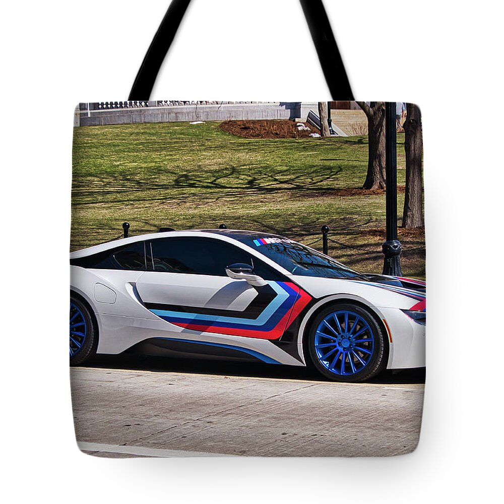 Bmw I8 Tote Bag featuring the photograph BMW i8 by Steven Ralser