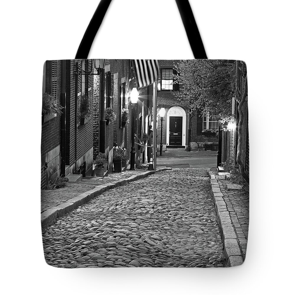 Black And White Tote Bag featuring the photograph Boston Acorn Street by Juergen Roth