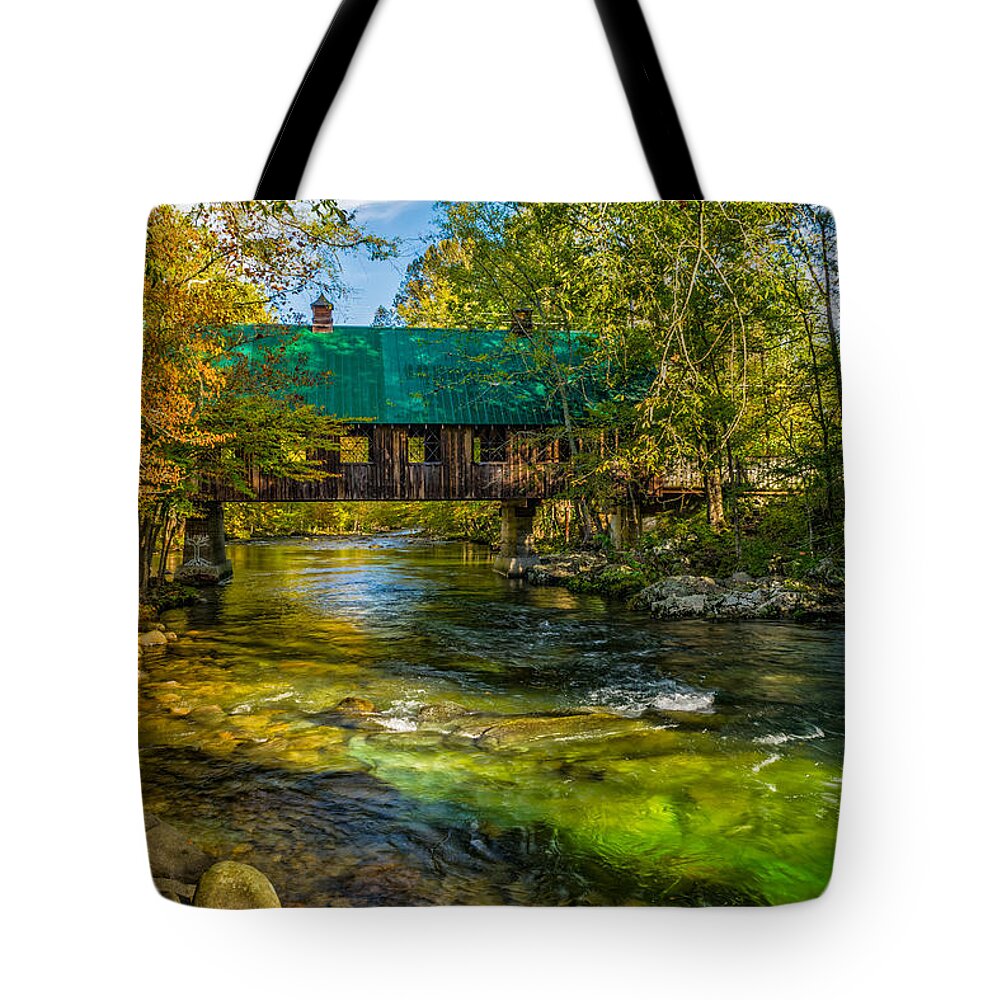 2015 Tote Bag featuring the photograph Bridging the Emerald Flow by Kenneth Everett