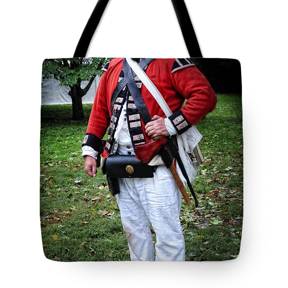 American Revolution Tote Bag featuring the photograph British Highlander American Revolution by Dave Mills