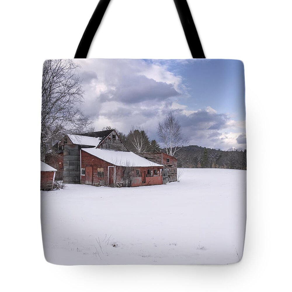 Williamsville Vermont Tote Bag featuring the photograph Brookline Winter by Tom Singleton