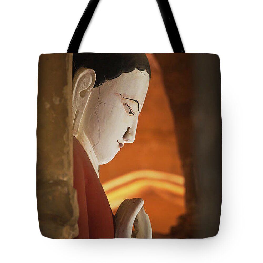 Sculptures Tote Bag featuring the photograph Burma_d2287 by Craig Lovell