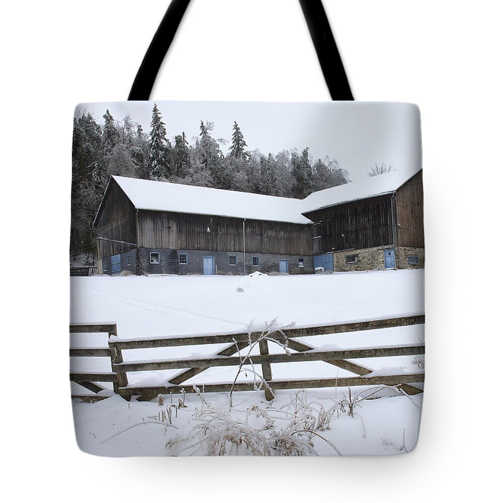 Gary Hall Tote Bag featuring the photograph Caledon Farm by Gary Hall