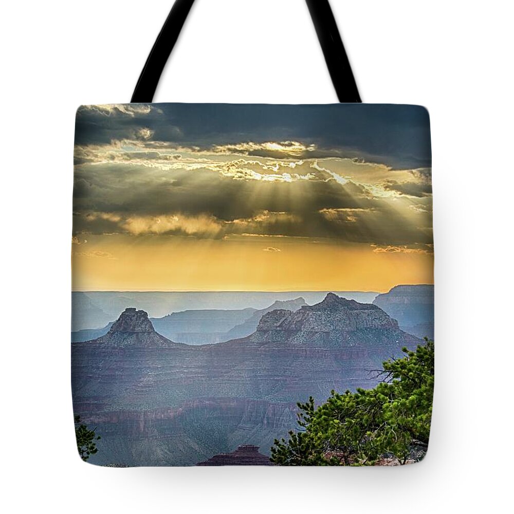 Crepuscular Tote Bag featuring the photograph Cape Royal crepuscular rays by Gaelyn Olmsted
