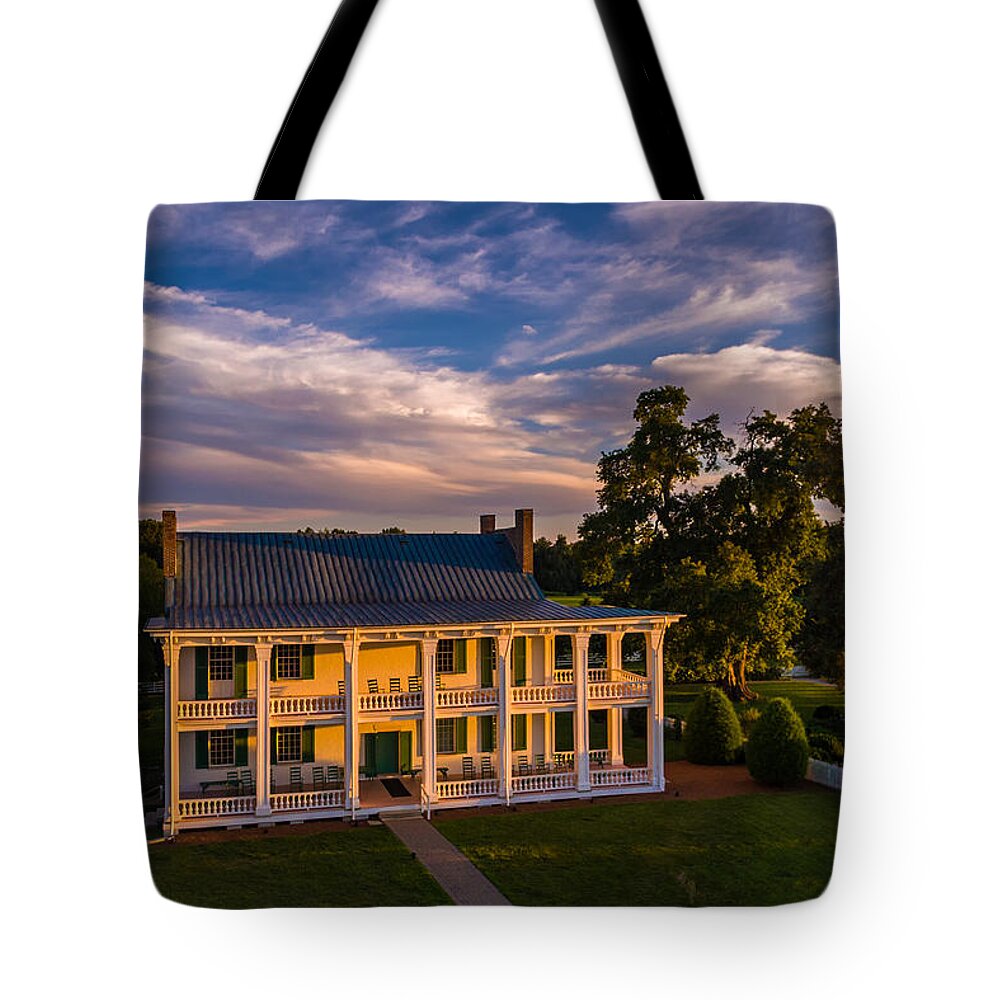 2015 Tote Bag featuring the photograph Carnton at Sunset by Kenneth Everett