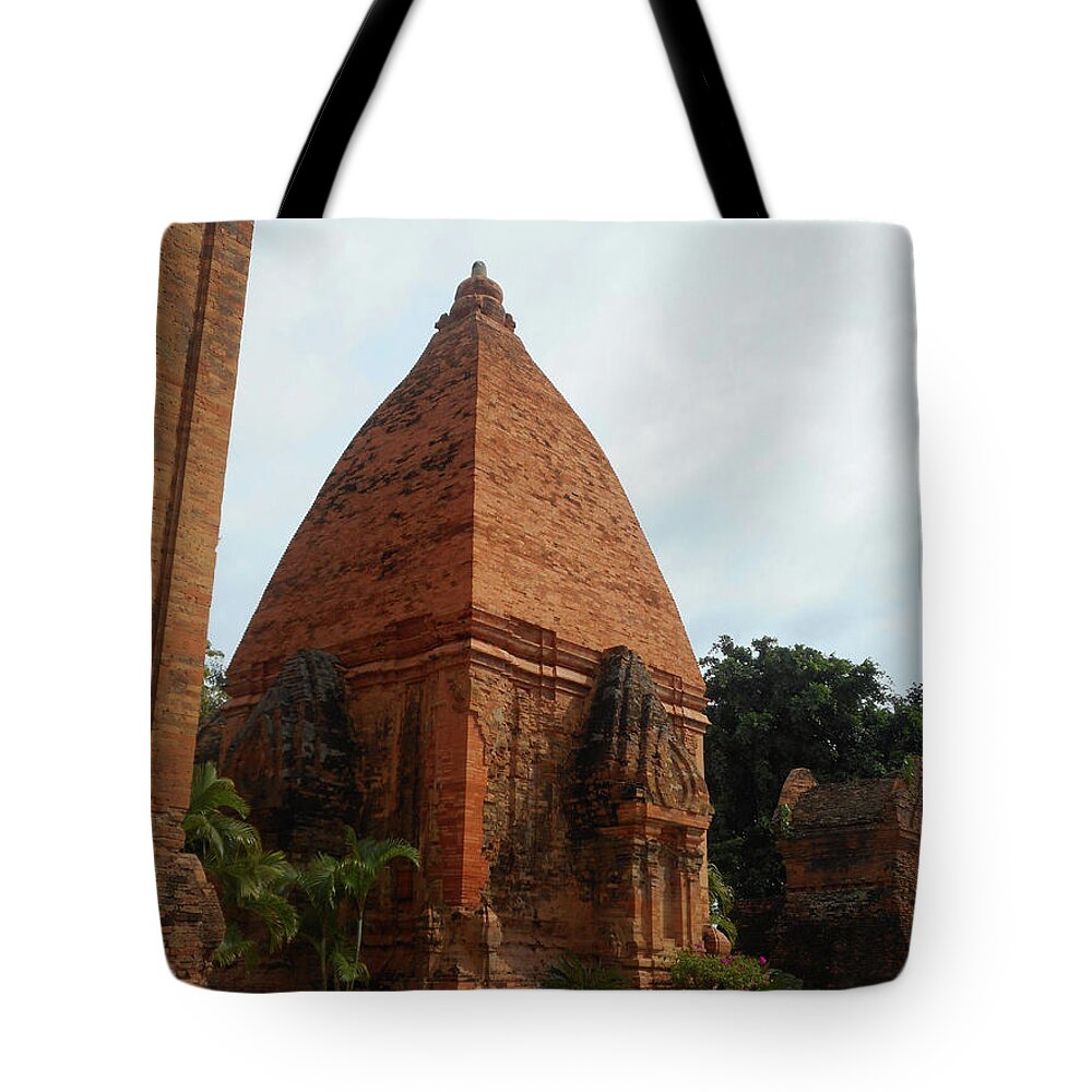 Po Ngar Cham Towers Tote Bag featuring the photograph Cham Towers 10 by Ron Kandt