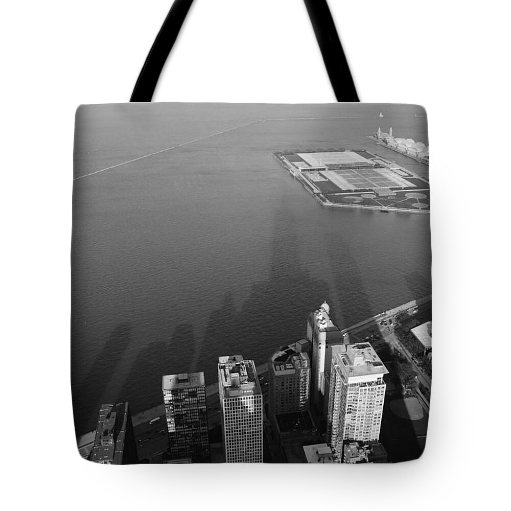 Chicago Tote Bag featuring the photograph Chicago Skyline B n W by Richard Andrews