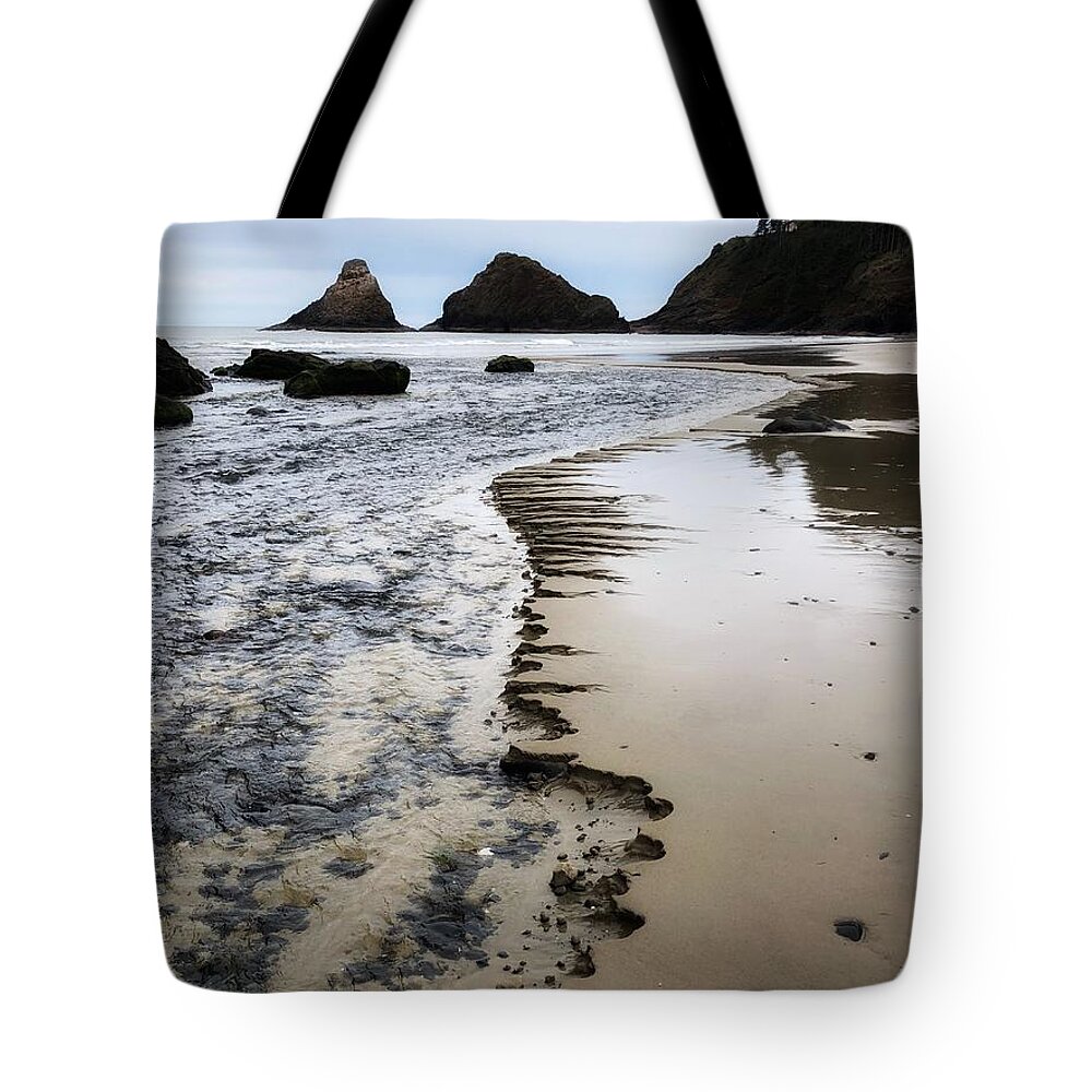 Chiseled Sand Tote Bag featuring the photograph Chiseled Beach by Bonnie Bruno