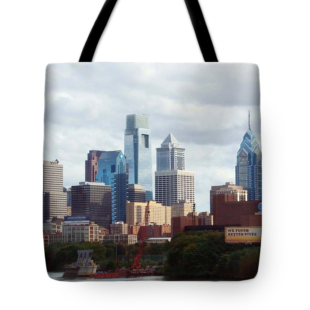 Philadelphia Tote Bag featuring the photograph City of Philadelphia by Linda Sannuti