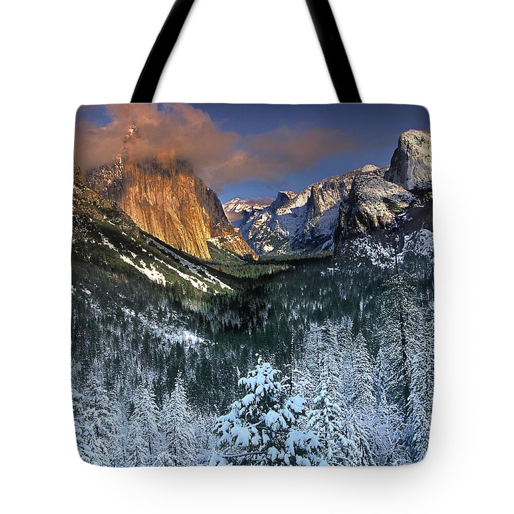 Dave Welling Tote Bag featuring the photograph Clearing Winter Storm El Capitan Yosemite National Park by Dave Welling