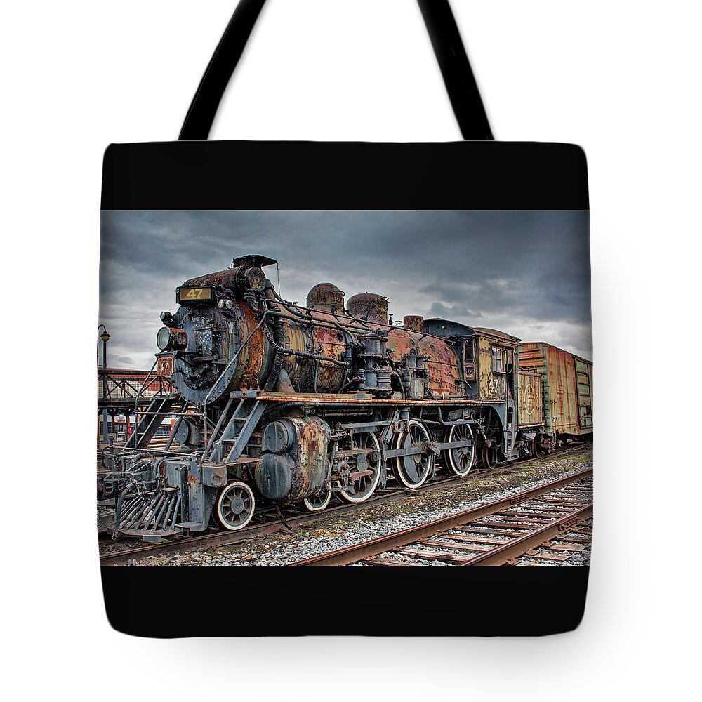 Train Tote Bag featuring the photograph CN Locomotive 47 by Kristia Adams
