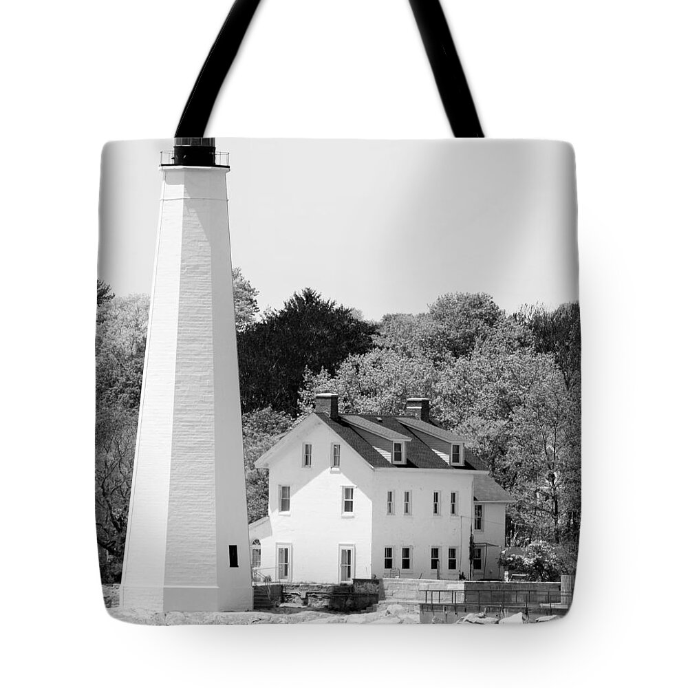 Lighthouses Tote Bag featuring the photograph Coastal Lighthouse by Charles HALL