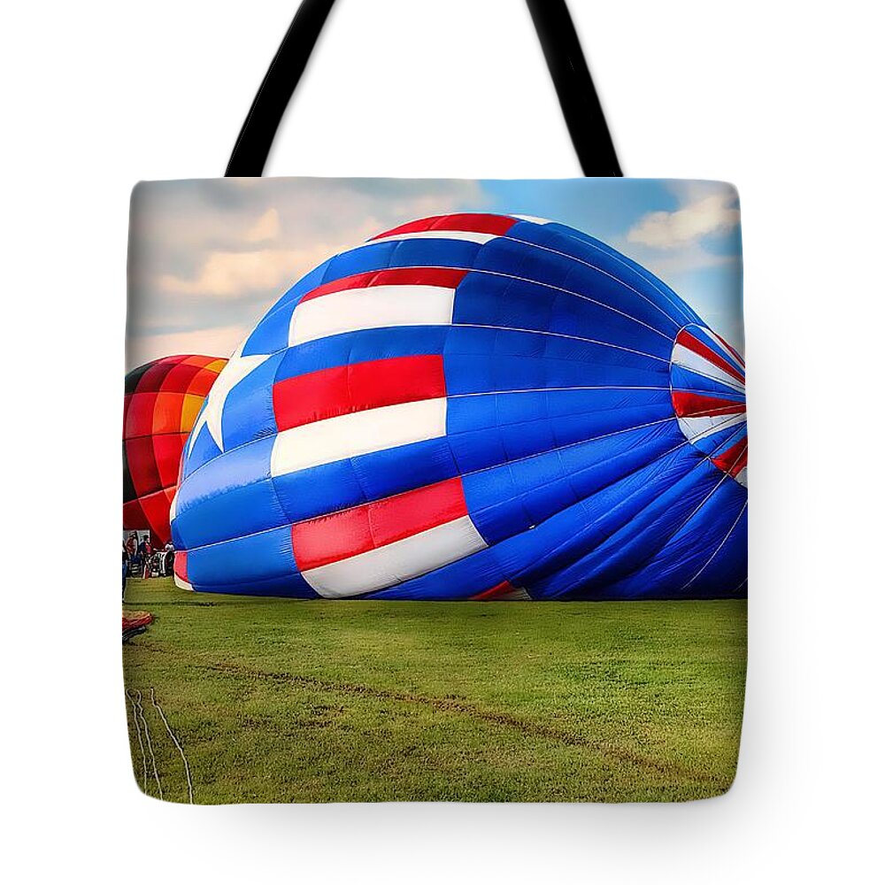 Hot Air Balloon Tote Bag featuring the photograph Colorful Balloons by Dyle  Warren