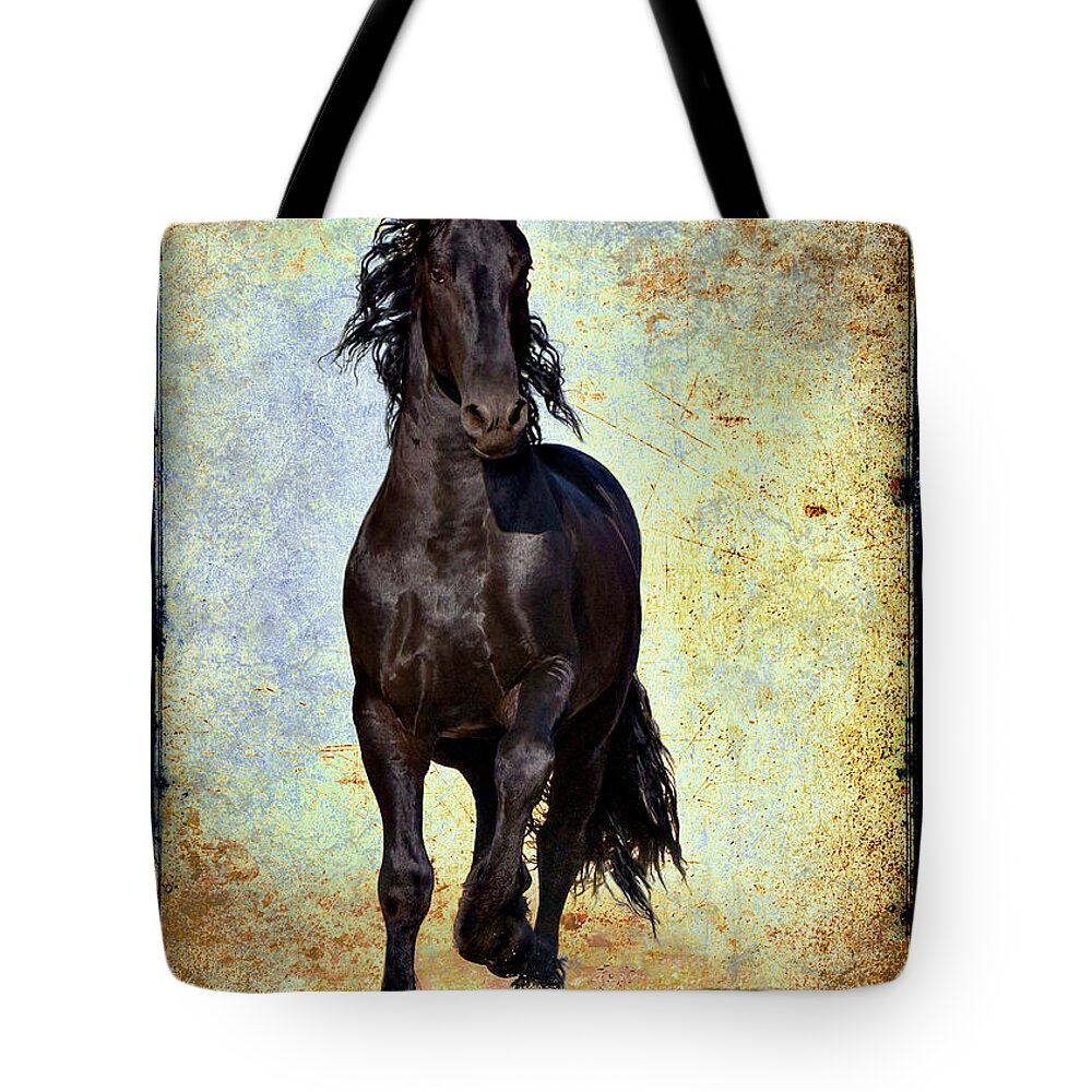  Tote Bag featuring the photograph Conqueror by Jean Hildebrant