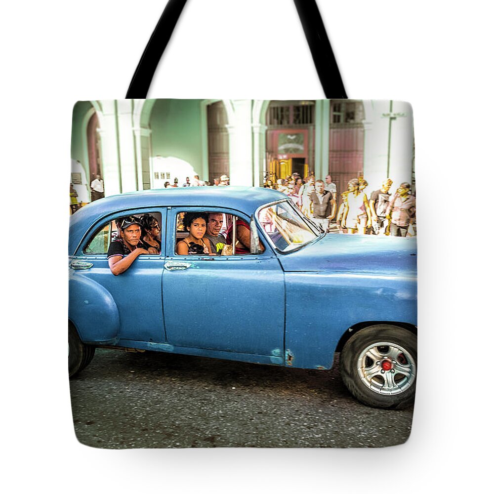 Architectural Photographer Tote Bag featuring the photograph Cuban Taxi by Lou Novick