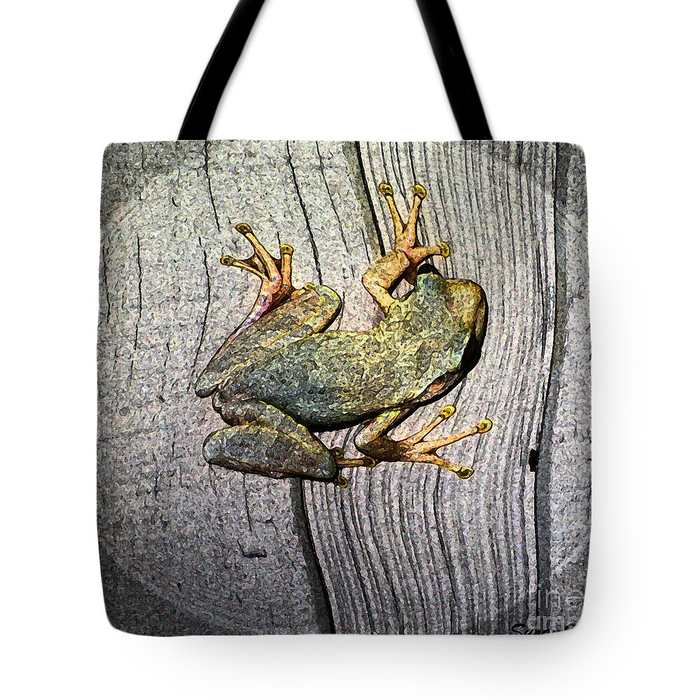 Susan Vineyard Tote Bag featuring the photograph Cudjoe Key Frog by Susan Vineyard
