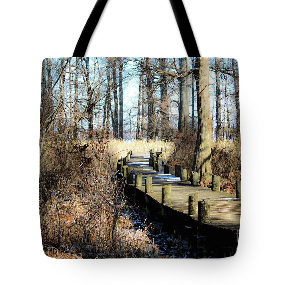 Reelfoot Lake Tote Bag featuring the photograph Cyprus Pier Reelfoot Lake by Veronica Batterson