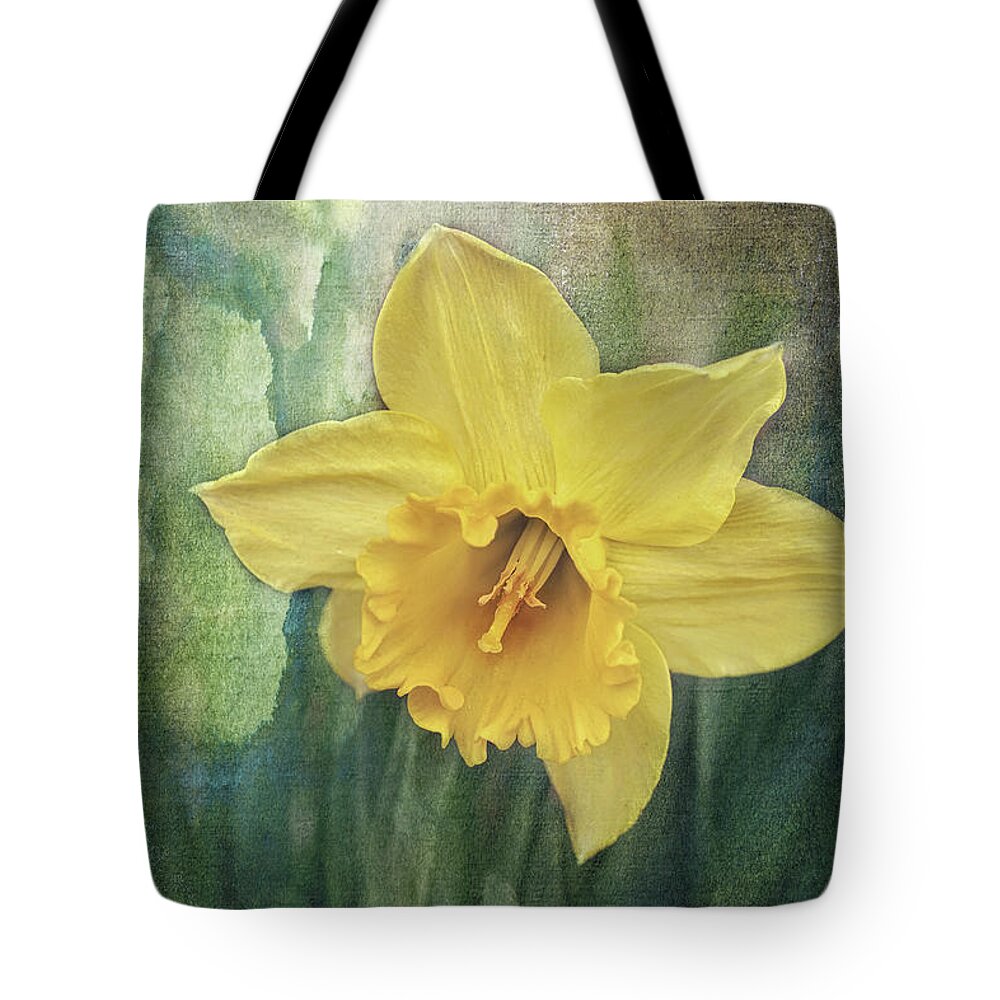 Daffodils In Bloom Print Tote Bag featuring the photograph Daffodils in Bloom by Gwen Gibson