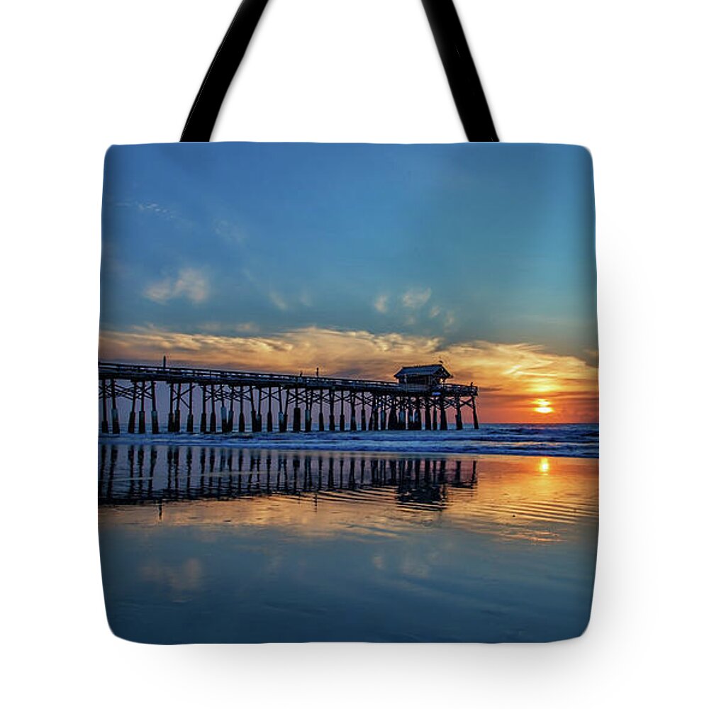 Sunrise Tote Bag featuring the photograph Day Break by Chuck Rasco Photography