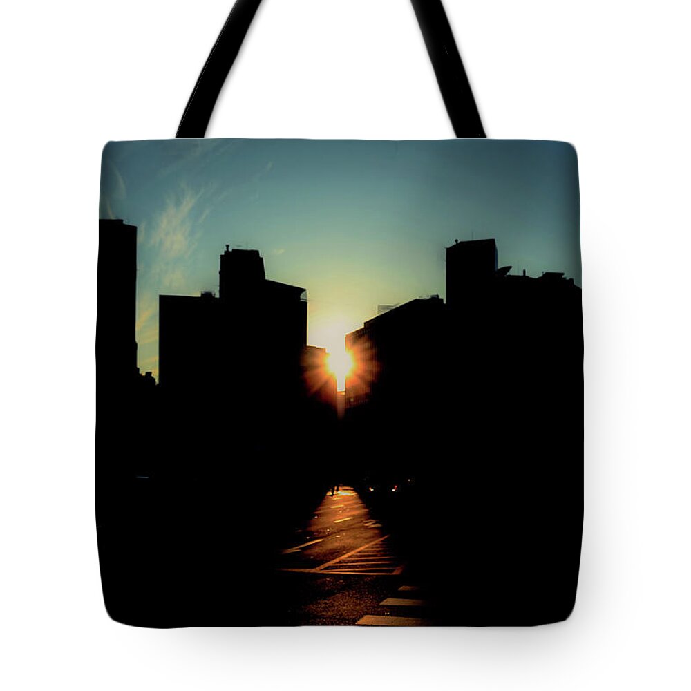 Urban Tote Bag featuring the photograph Deep Shadow by Hyuntae Kim