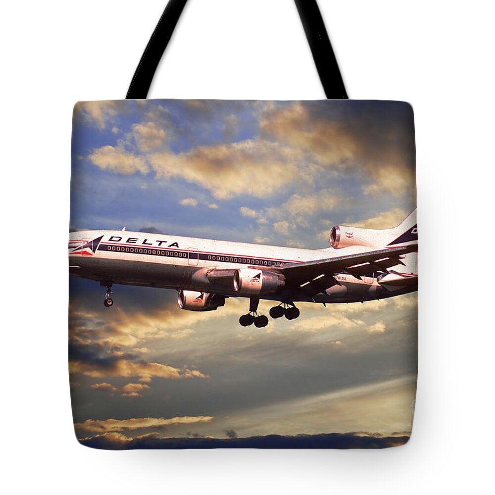 Delta Tote Bag featuring the digital art Delta Airlines Lockheed L-1011 TriStar by Airpower Art