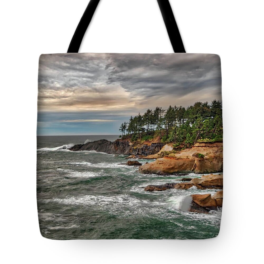 Crashing Waves Tote Bag featuring the photograph Depoe Bay by Rob Daugherty