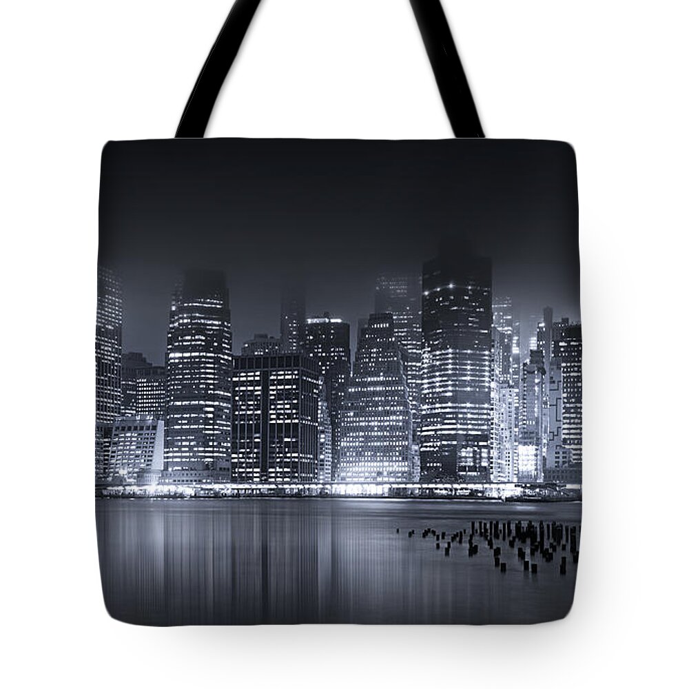 New York Tote Bag featuring the photograph Destination New York City by Mark Andrew Thomas