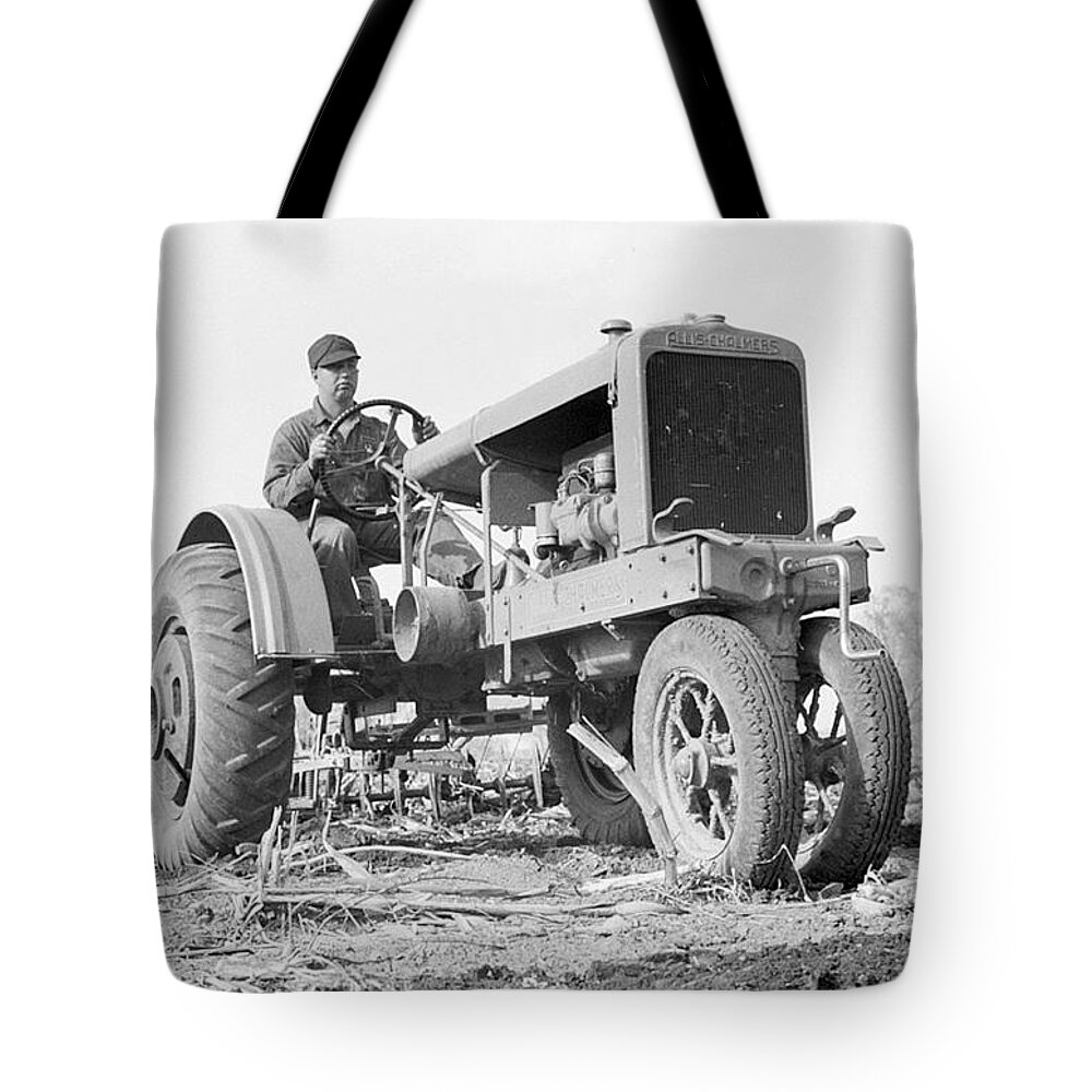 Disc Tote Bag featuring the photograph Discing The Field by Bonfire Photography