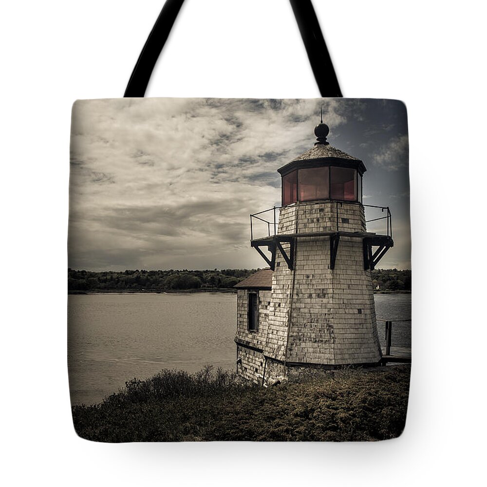 Kennebec Tote Bag featuring the photograph Dramatic mid-day shot of Squirrel Point by Kyle Lee