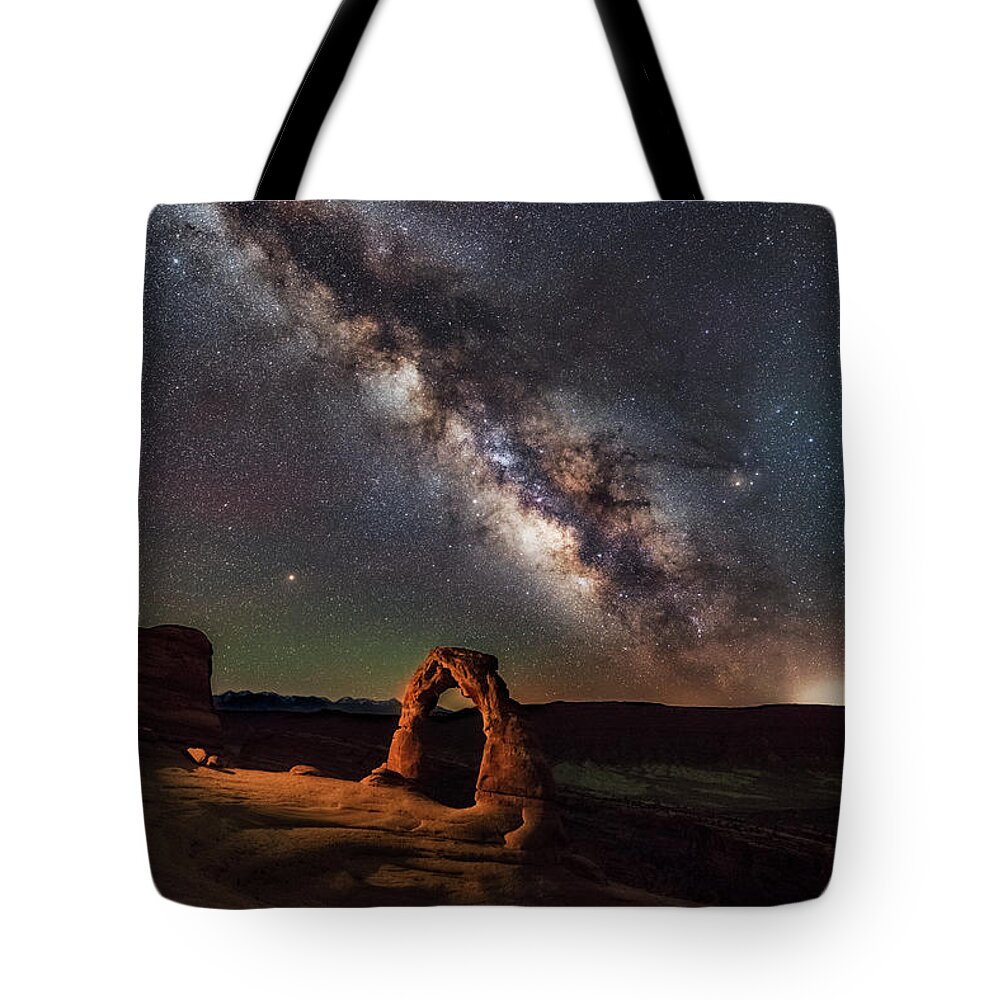 Landscape Tote Bag featuring the photograph Dreamer by Russell Pugh