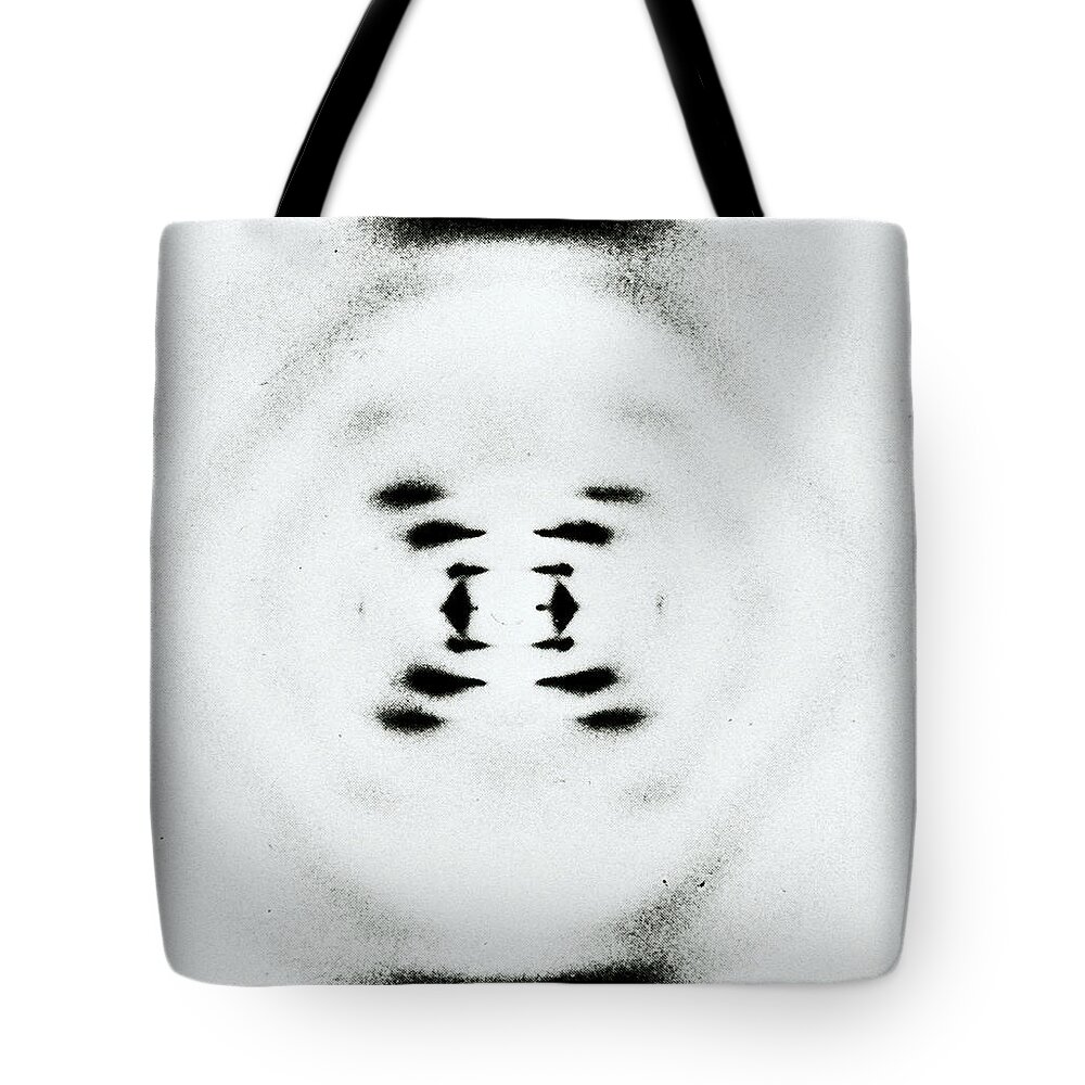 Deoxyribonucleic Acid Tote Bag featuring the photograph Early Image Of Dna by Omikron
