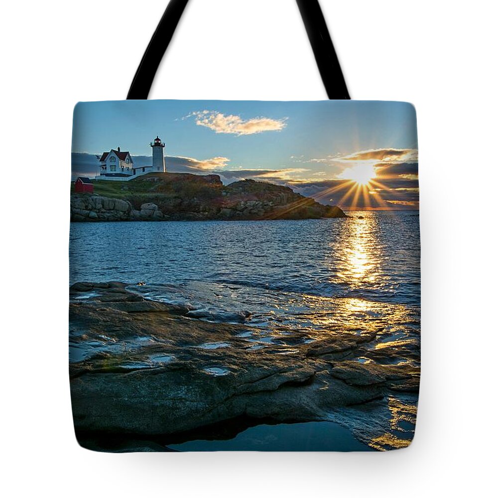 Nubble Tote Bag featuring the photograph Early Morning at the Nubble by Steve Brown