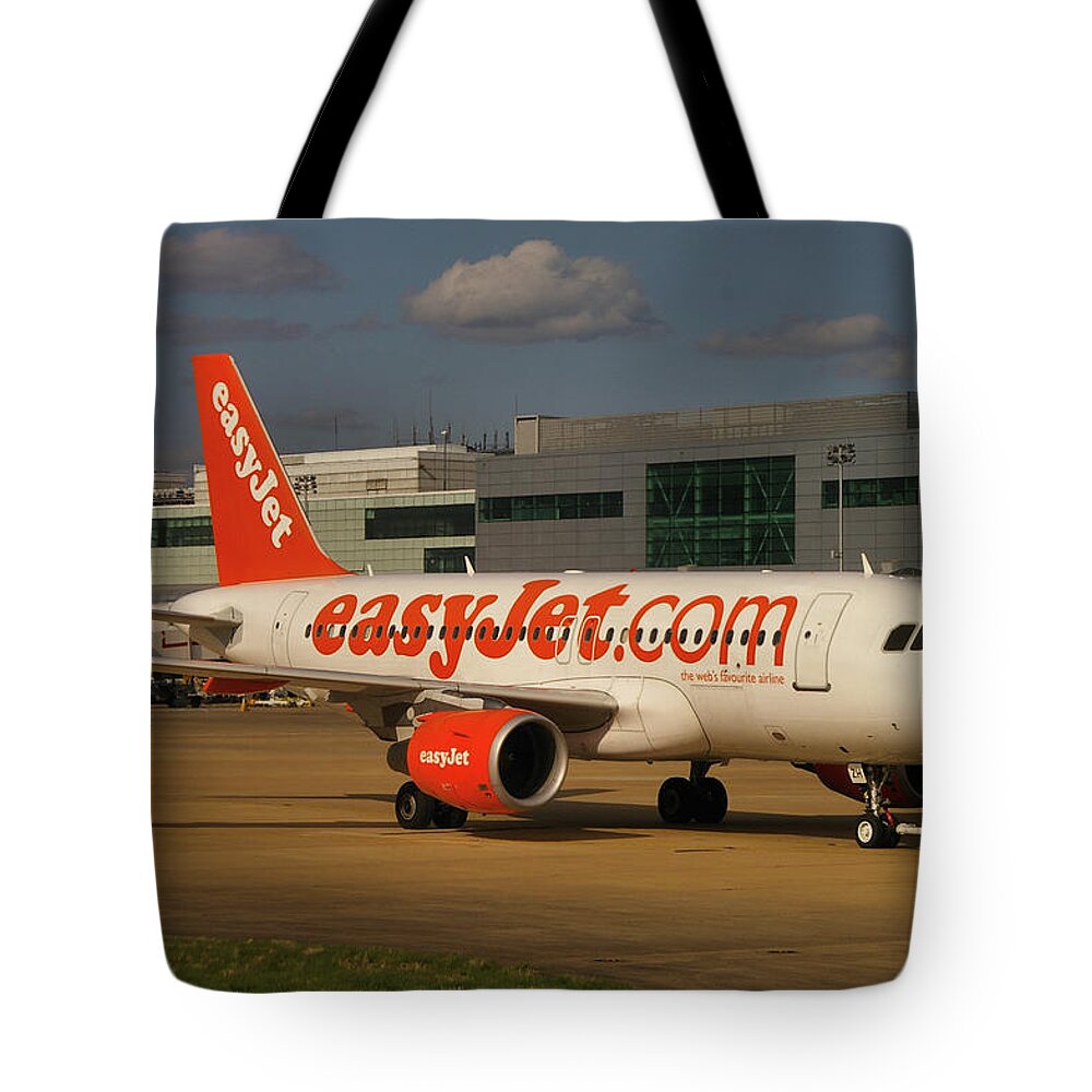 Easyjet Tote Bag featuring the photograph Easyjet Airbus A319-111 by Tim Beach
