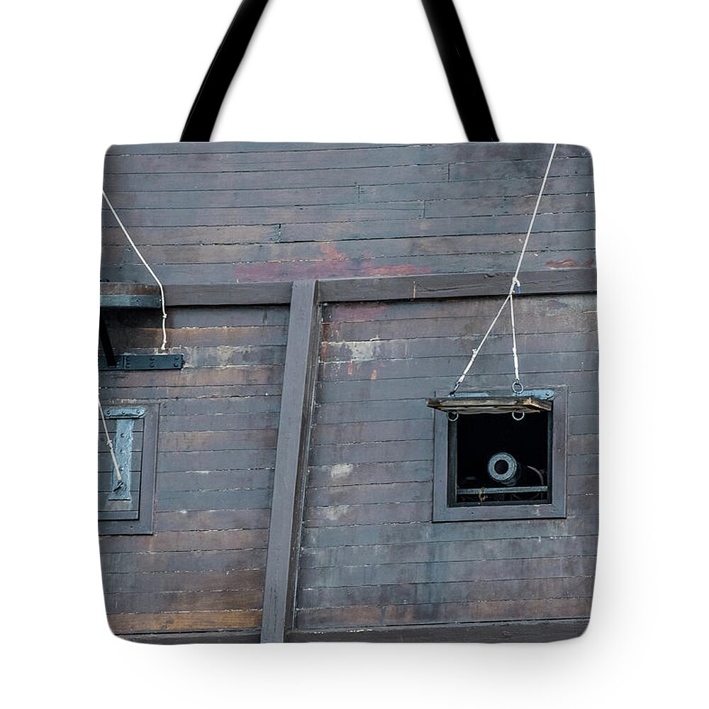 El Galeon Andulacia Tote Bag featuring the photograph El Galeon Cannon by Paul Freidlund