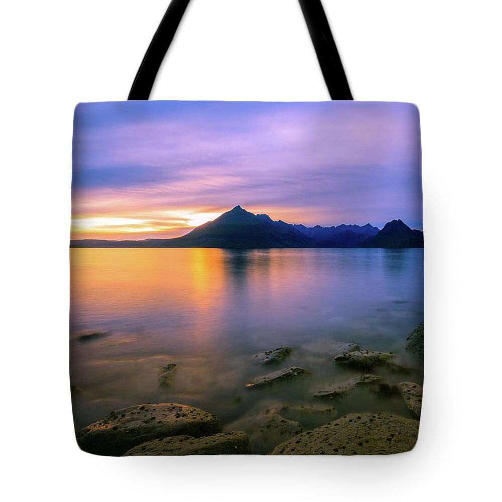 Elgol Tote Bag featuring the photograph Elgol by Rob Davies