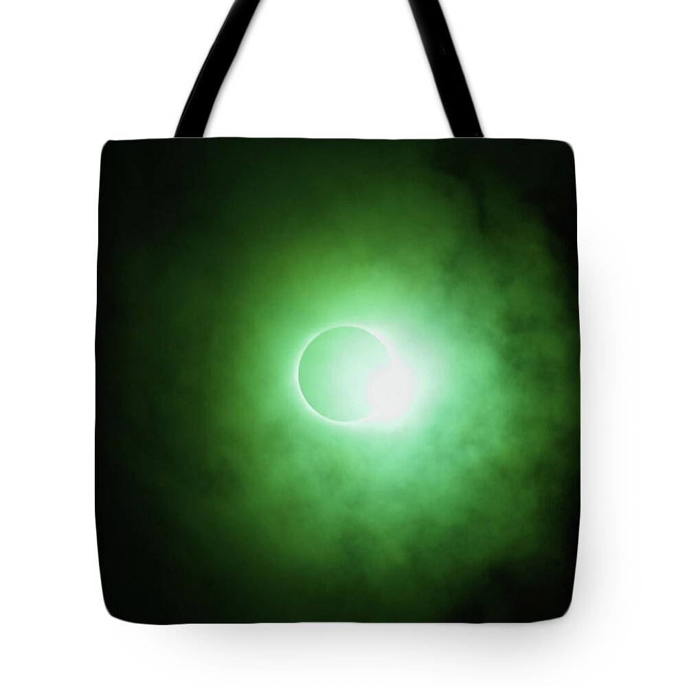 Solar Eclipse Tote Bag featuring the photograph End Of Totality by Daniel Reed
