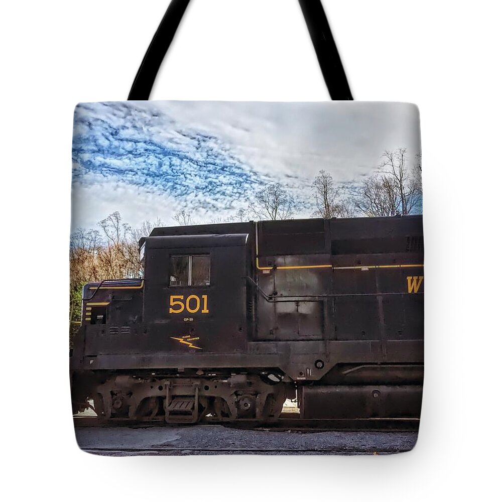 Train Tote Bag featuring the photograph Engine 501 by Chris Montcalmo