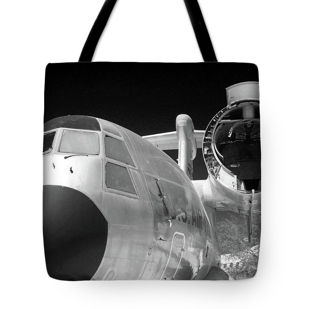 Plane Tote Bag featuring the photograph Engine Gone bw #62 by Raymond Magnani