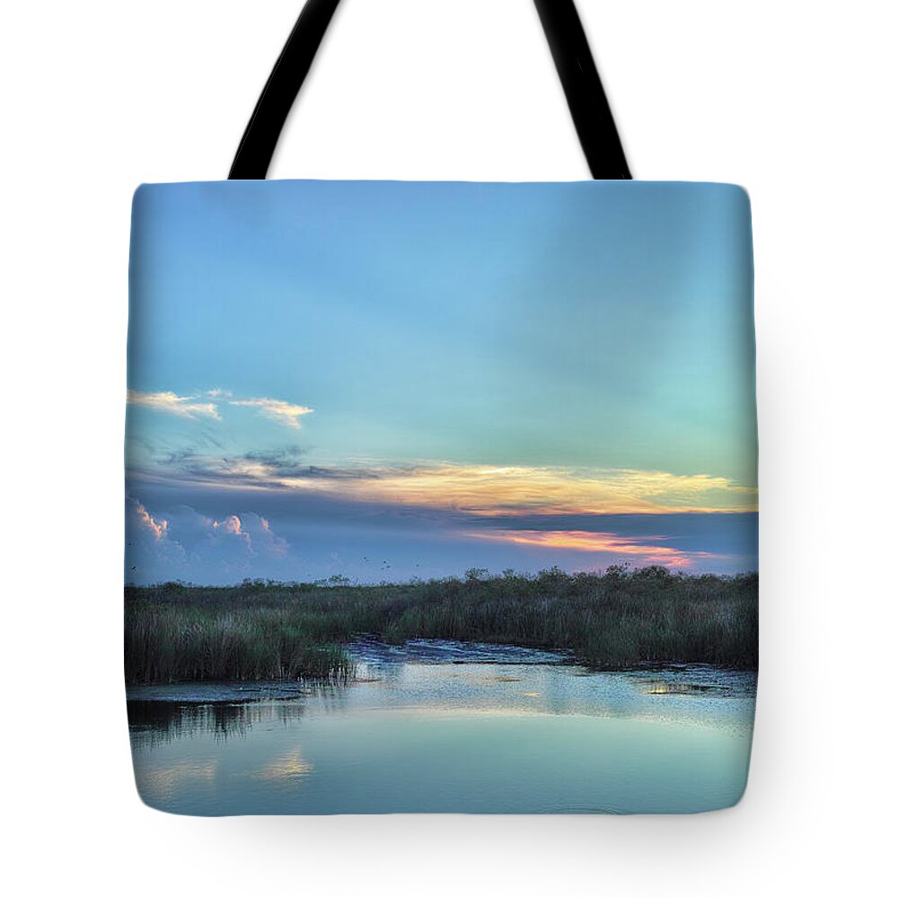 Everglades Tote Bag featuring the photograph Everyglades Sunset by Roberto Aloi