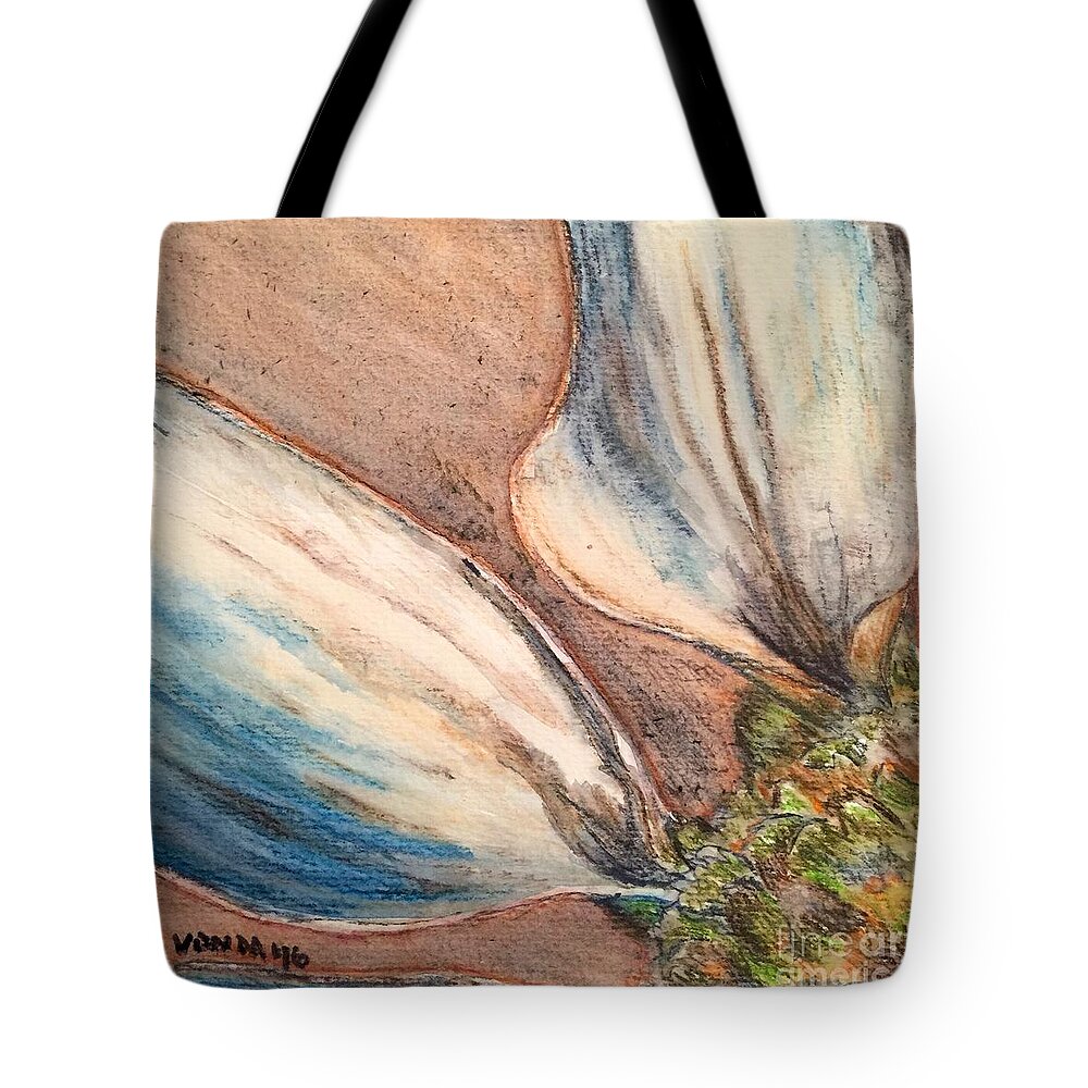 Macro Tote Bag featuring the drawing Faded Glory by Vonda Lawson-Rosa
