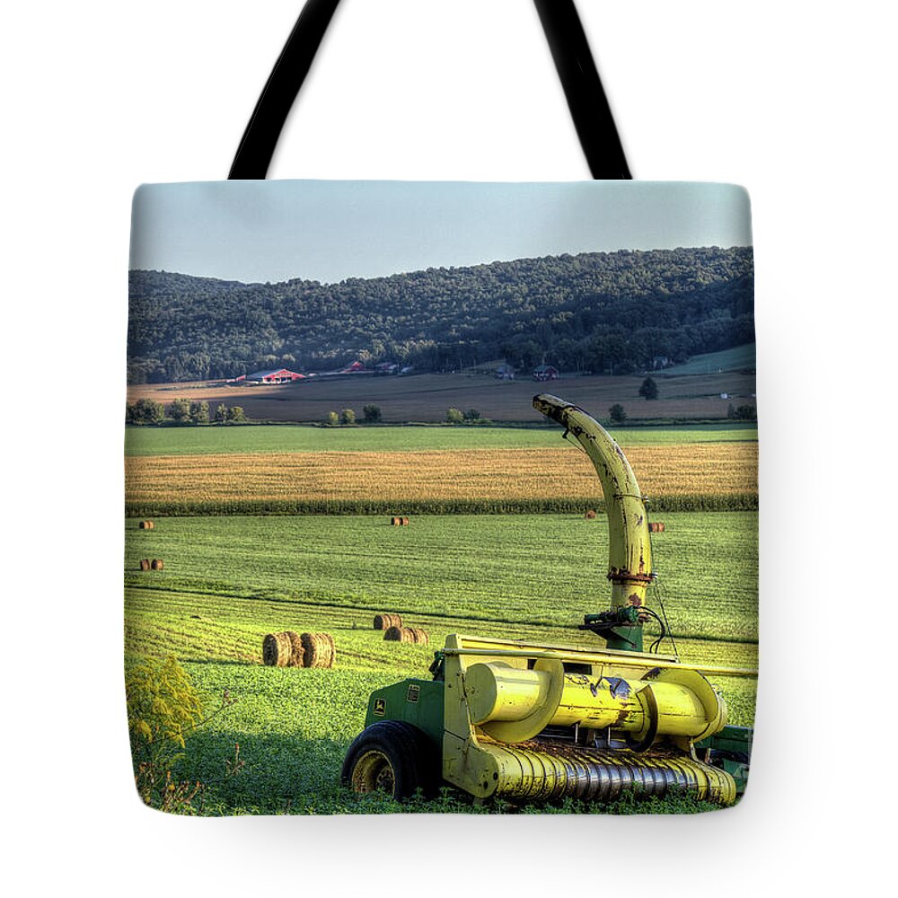 Farm Tote Bag featuring the photograph Farmland by Rod Best