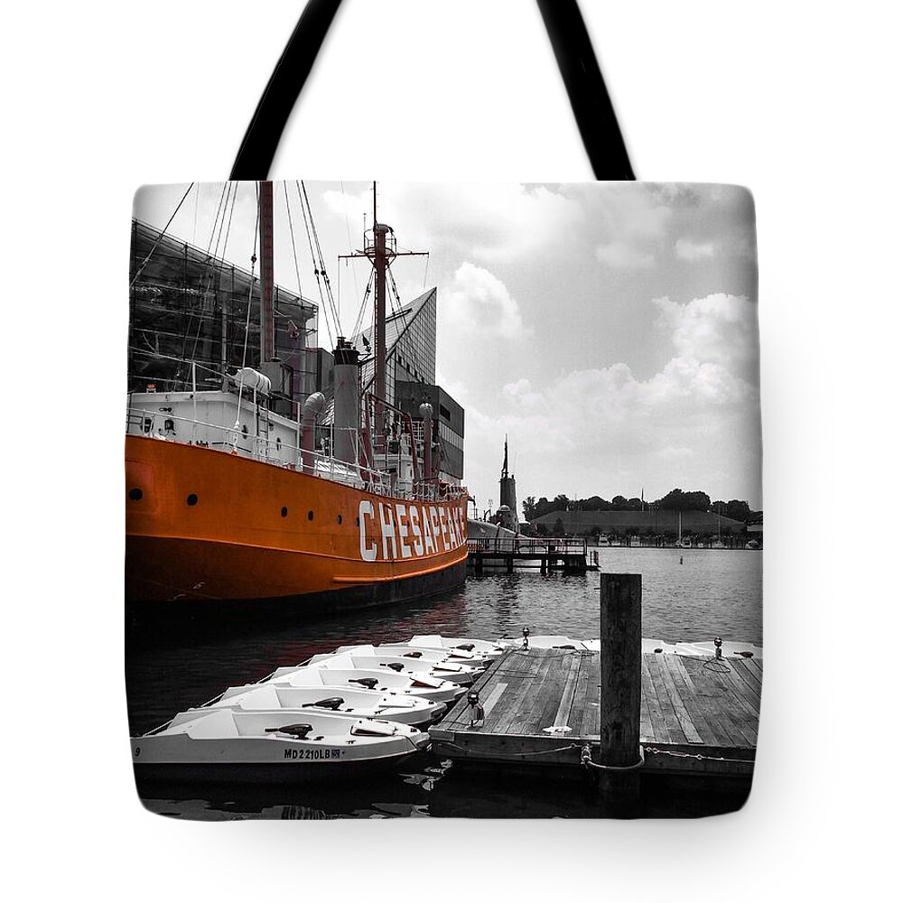 Baltimore Tote Bag featuring the photograph Federal Hill Colorsplash by Chris Montcalmo