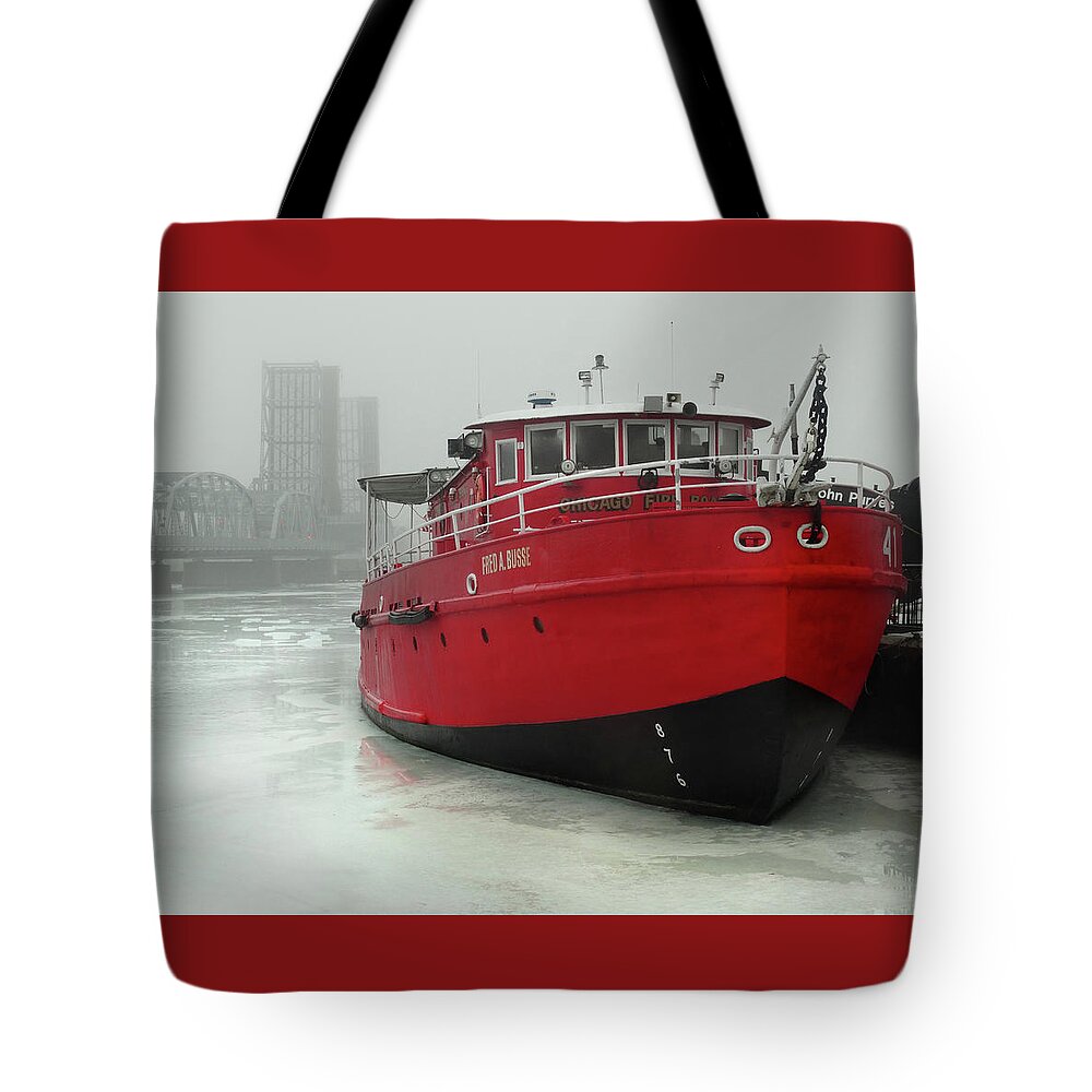 Sturgeon Bay Tote Bag featuring the photograph Fireboat in Winter Fog by David T Wilkinson