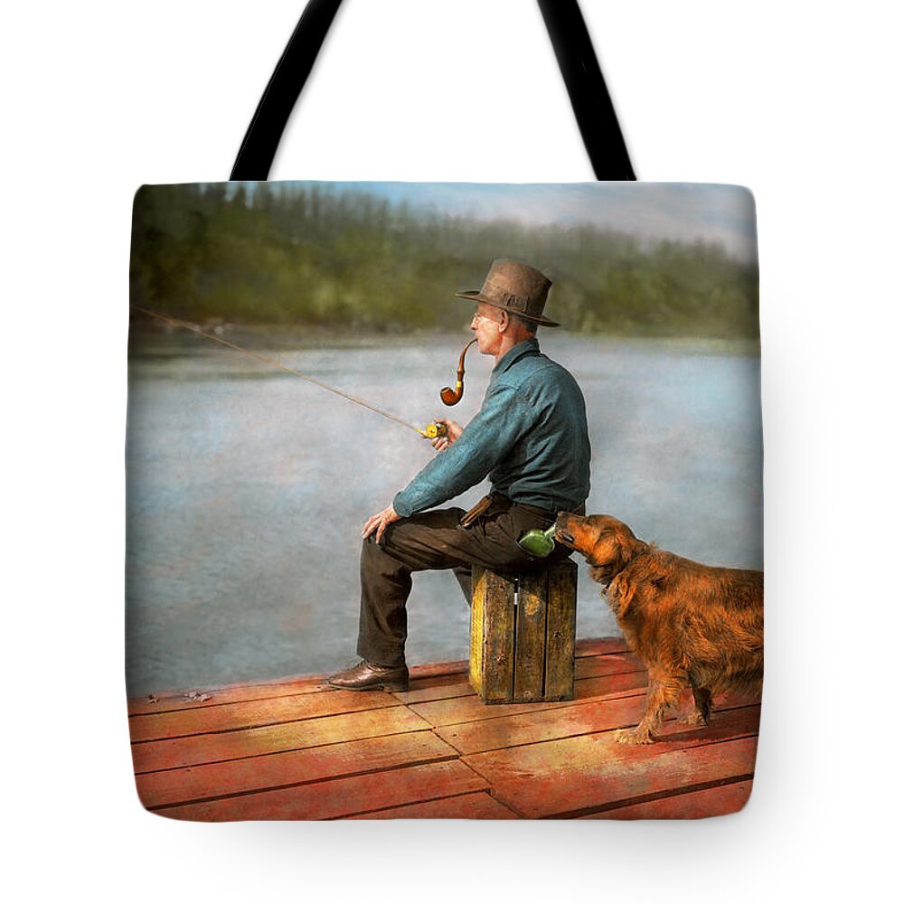 Fishing - Booze hound 1922 Tote Bag