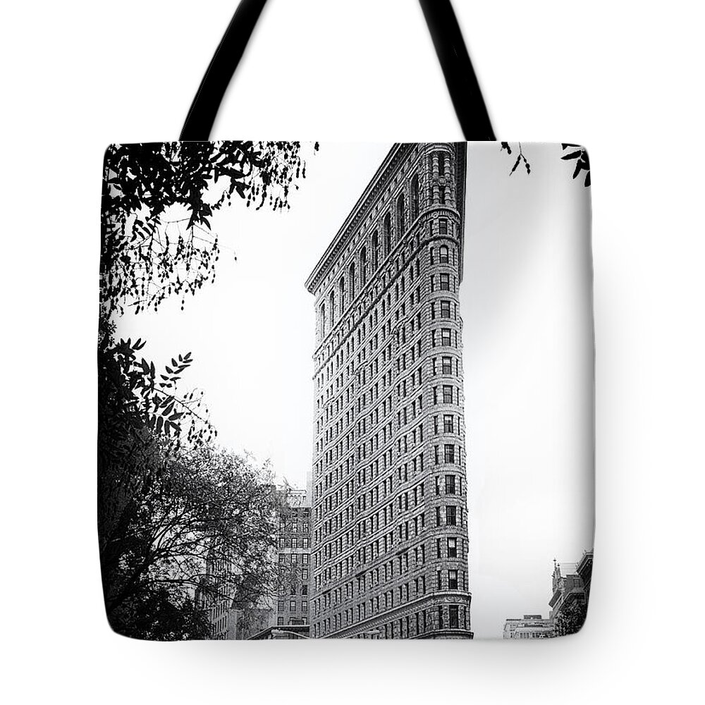 Building Tote Bag featuring the photograph Flatiron Noir by Jessica Jenney
