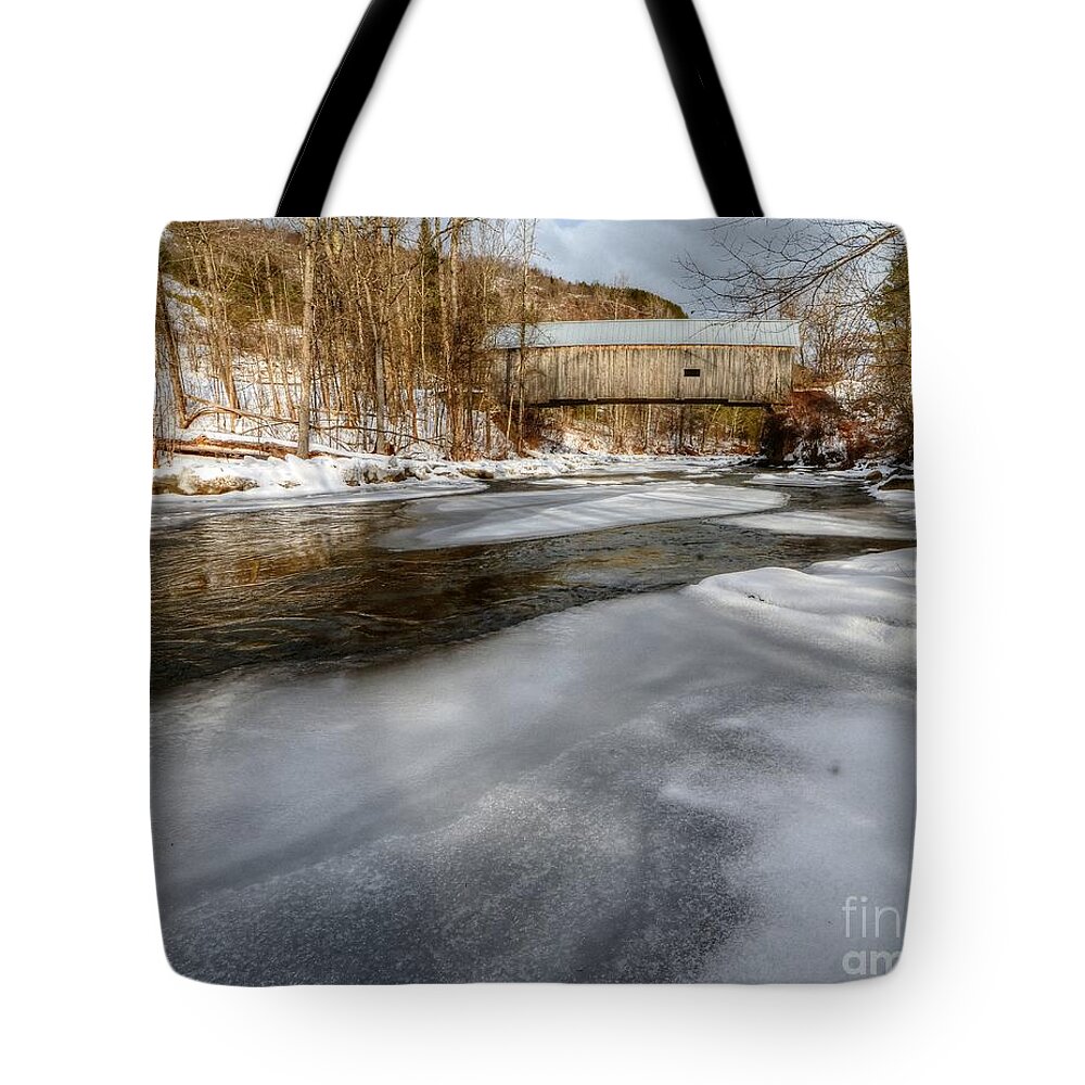 Covered Bridge Tote Bag featuring the photograph Flint Covered Bridge by Steve Brown