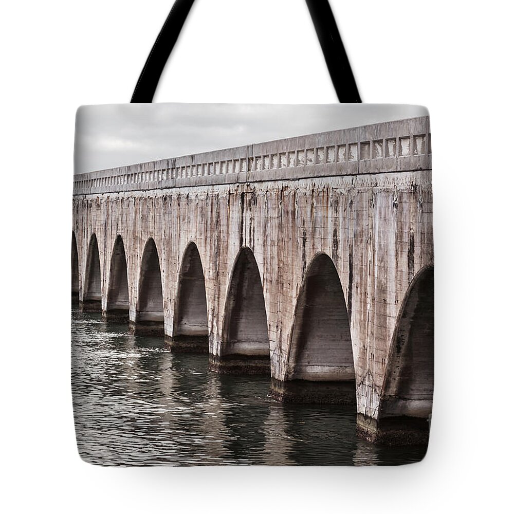 Florida Keys Tote Bag featuring the photograph Florida Keys East Coast Railway by Elena Elisseeva