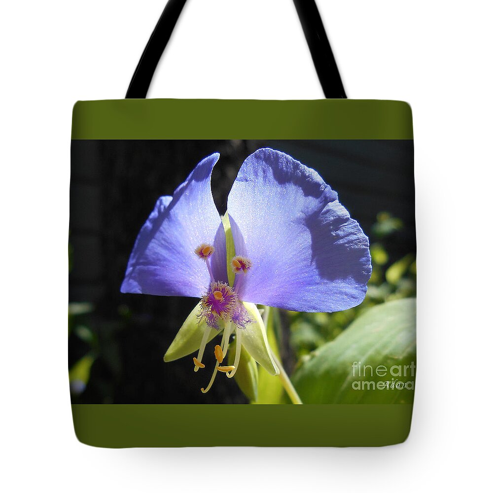 Floral Macro Tote Bag featuring the photograph Flower Face by Felipe Adan Lerma