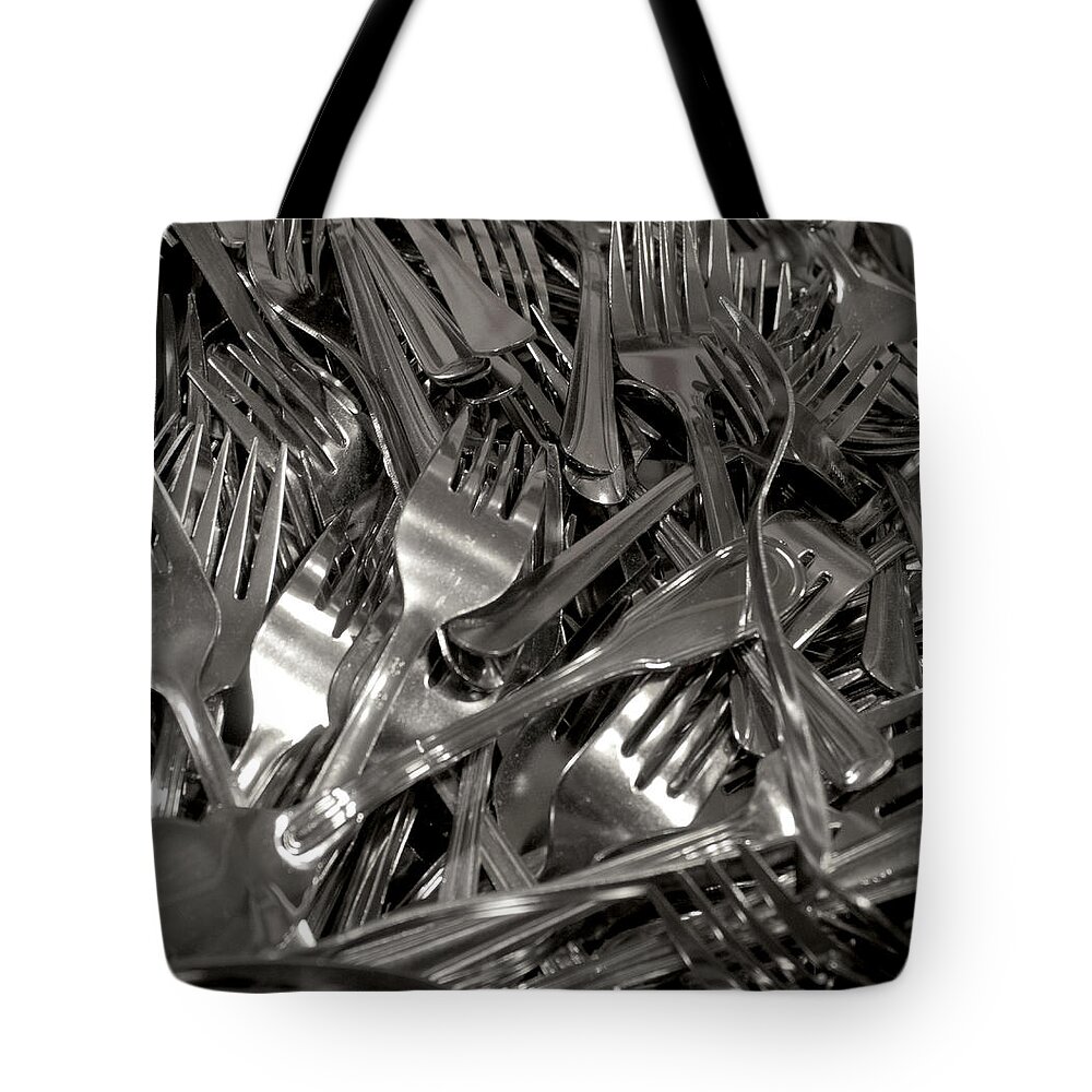 Forks Tote Bag featuring the photograph Forks by Henri Irizarri