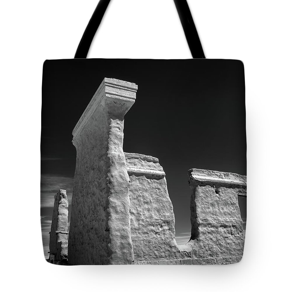 New Mexico Tote Bag featuring the photograph Fort Union Ruins by James Barber